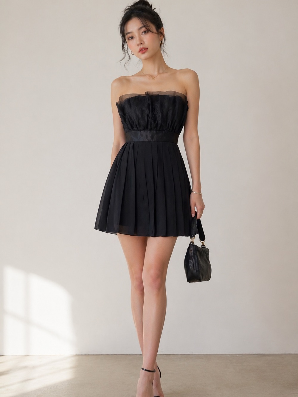 White House Black Market Strapless Black Mini‎ Dress Pleated Skirt Size 0